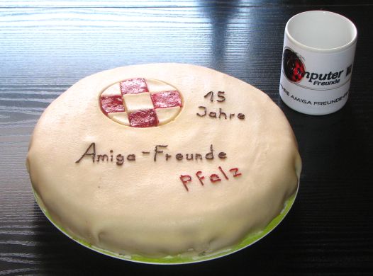 Amiga-Torte und Amiga-Tasse